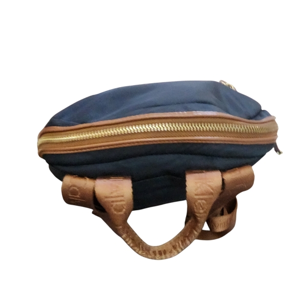 Calvin Klein Navy Backpack with Brown Trim and Gold Accents Preloved - Picture 5 of 12